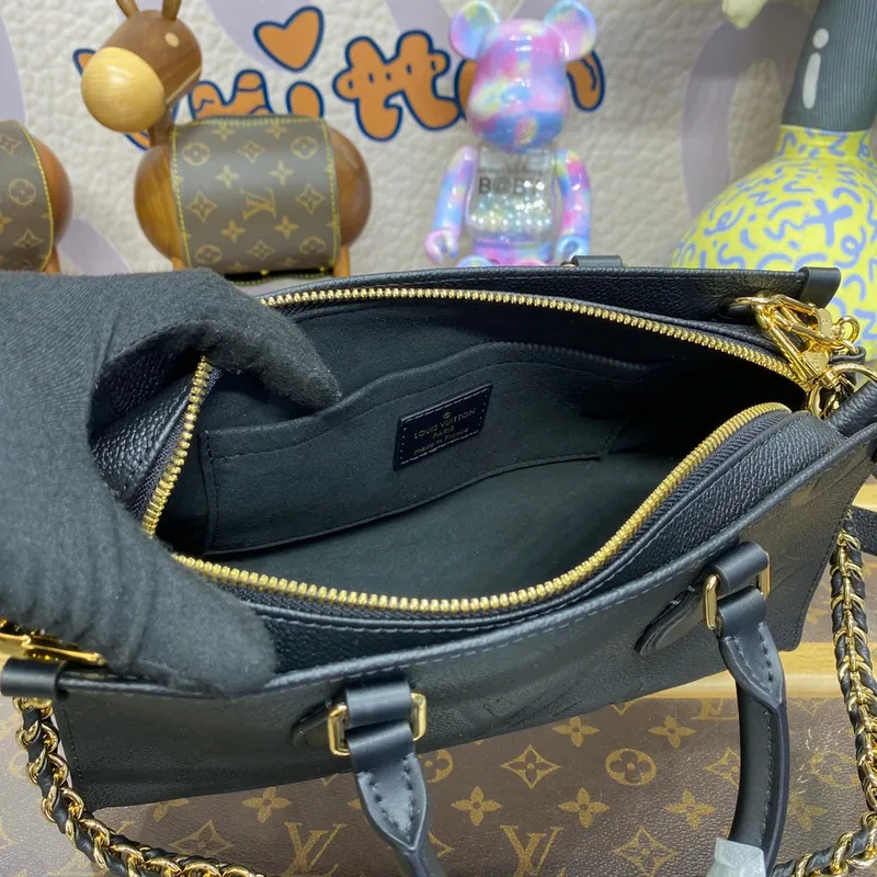 LV M23640 Louis Vuitton OnTheGo  East West Tote Bag Black