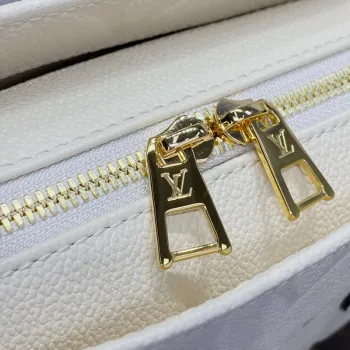 LV M23698 Louis Vuitton OnTheGo  East West Tote Bag Cream