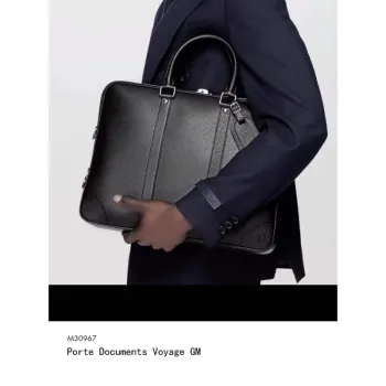 LV M30967 Louis Vuitton Porte Documents Voyage GM Ta ga cowhide leather Black