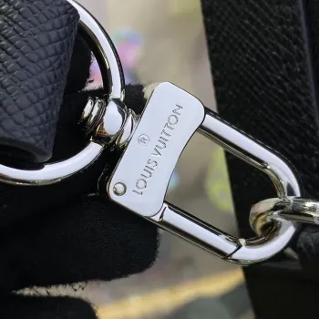 LV M30967 Louis Vuitton Porte Documents Voyage GM Ta ga cowhide leather Black