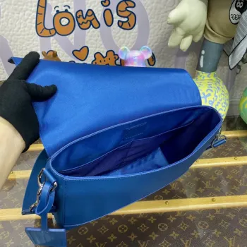LV M23709 Louis Vuitton Takeoff Messenger Bag Atlantic Blue