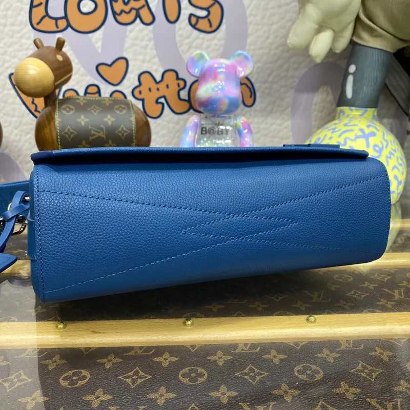 LV M23709 Louis Vuitton Takeoff Messenger Bag Atlantic Blue