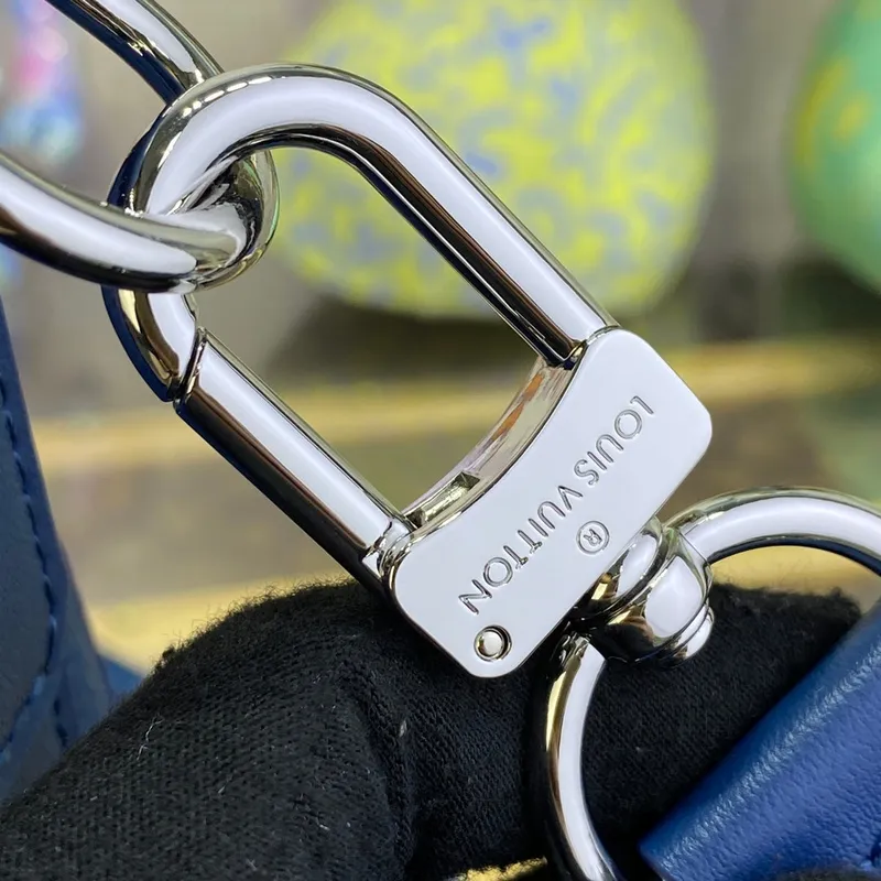 LV M23709 Louis Vuitton Takeoff Messenger Bag Atlantic Blue