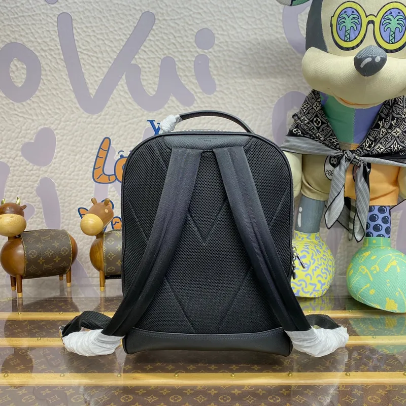 LV M30977 Louis Vuitton Avenue Backpack Taiga cowhide leather Black