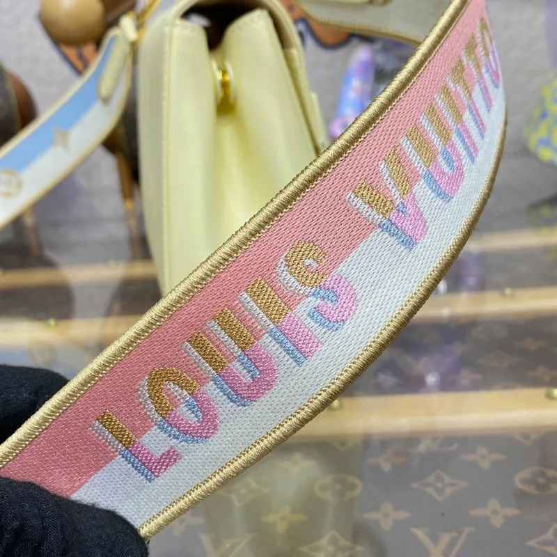 LV M22946 Louis Vuitton Cluny Mini Epi  Leather Bag  Quartz White