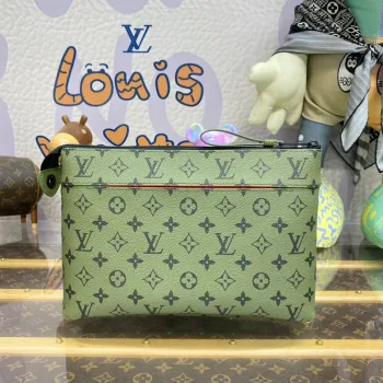 LV M82800 Louis Vuitton Pochette Voyage Souple Khaki Green/Vermillion Red