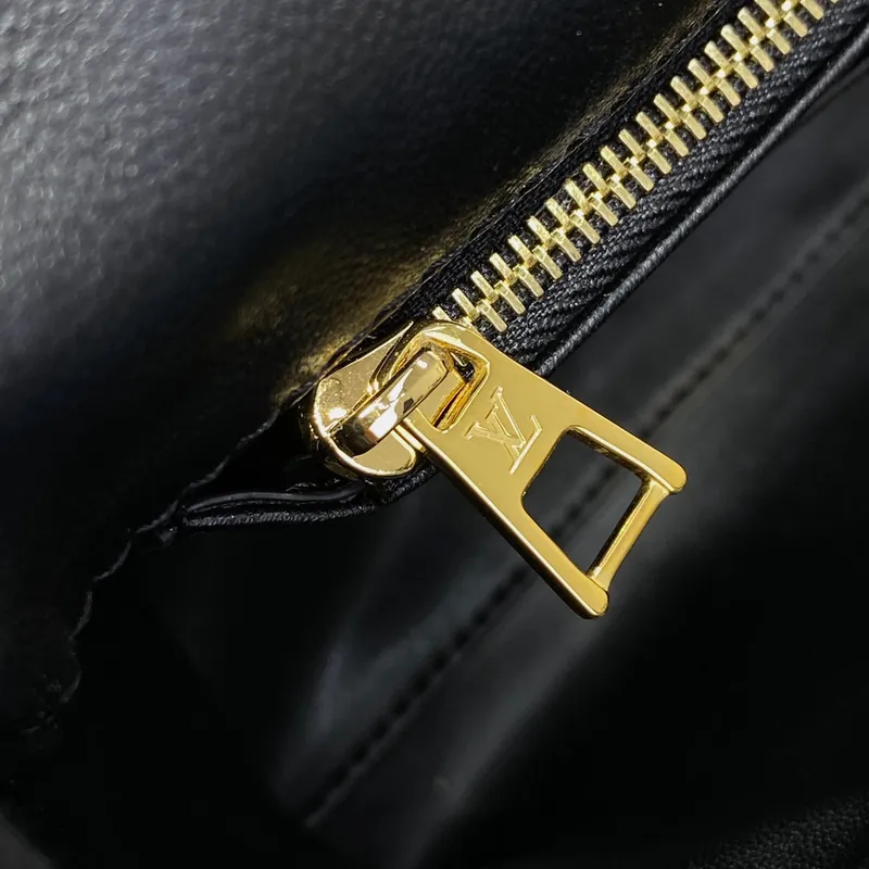 LV M22891 Louis Vuitton GO 14 MM Bag  Black