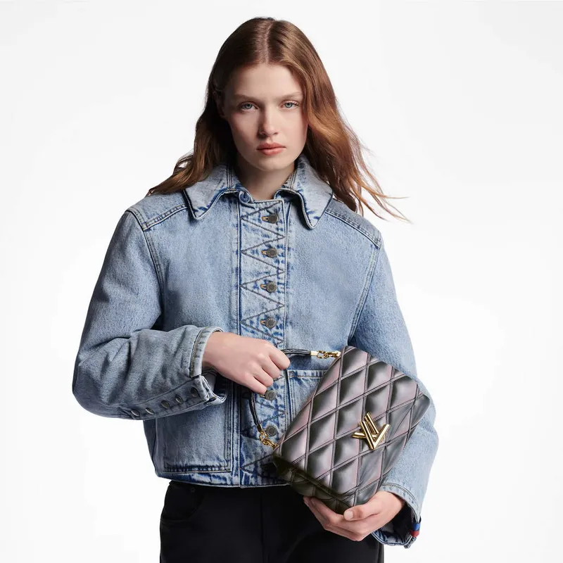 LV M23569 Louis Vuitton GO 14 MM Bag Black / Pink