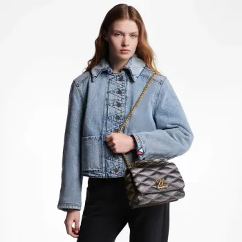 LV M23569 Louis Vuitton GO 14 MM Bag Black / Pink