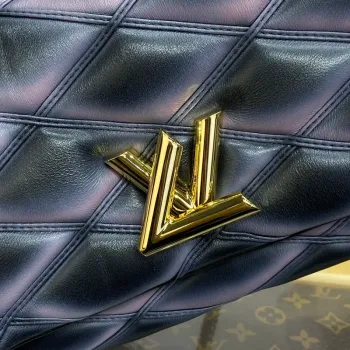 LV M23569 Louis Vuitton GO 14 MM Bag Black / Pink