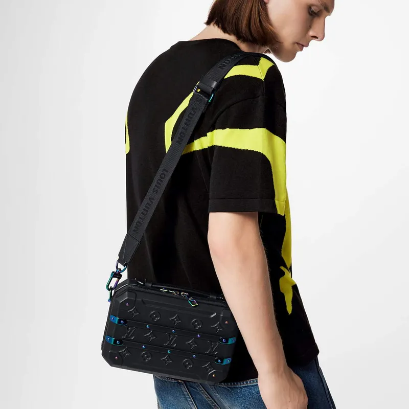 LV M21935 Louis Vuitton Future Trunk Bag Calf leather Black