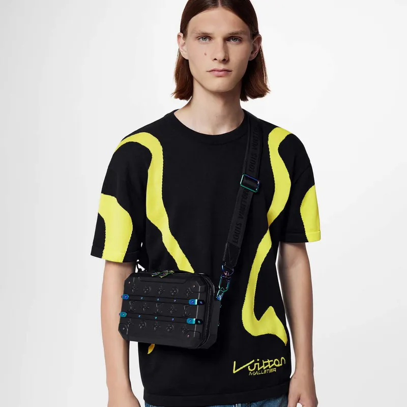 LV M21935 Louis Vuitton Future Trunk Bag Calf leather Black