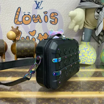 LV M21935 Louis Vuitton Future Trunk Bag Calf leather Black