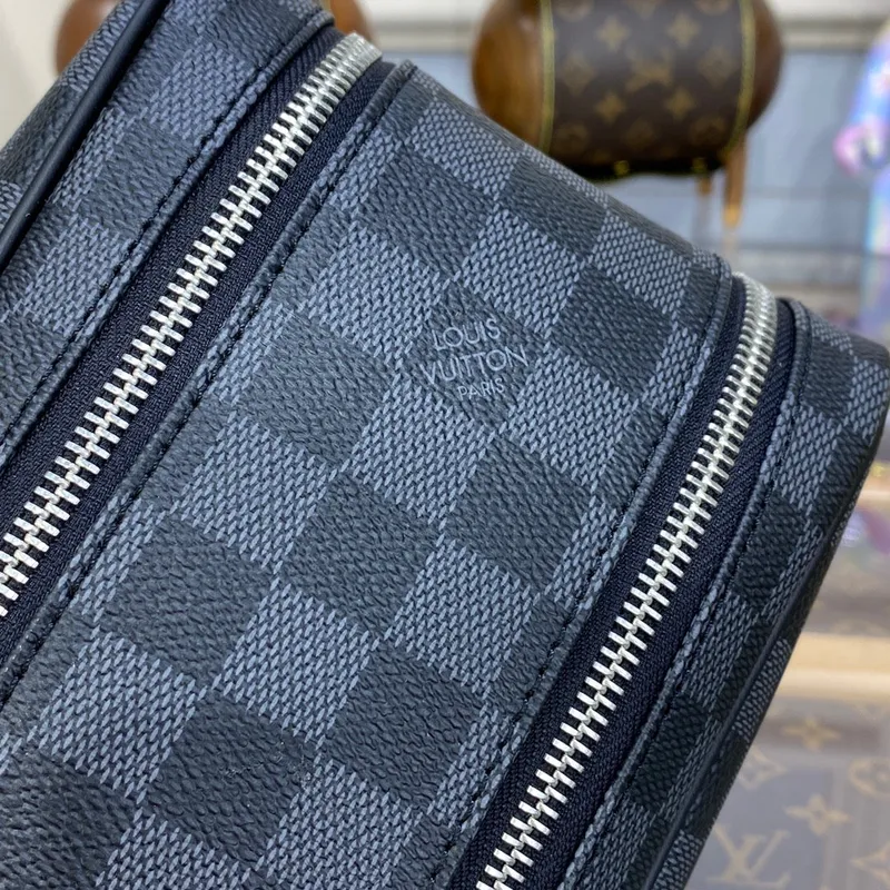 LV N40127 Louis Vuitton  Dopp Kit Toilet Pouch  Damier Graphite Canvas