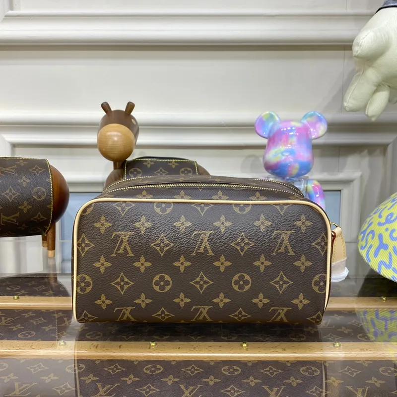 LV M44494 Louis Vuitton Dopp Kit Toilet Pouch Monogram Canvas