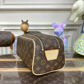 LV M44494 Louis Vuitton Dopp Kit Toilet Pouch Monogram Canvas