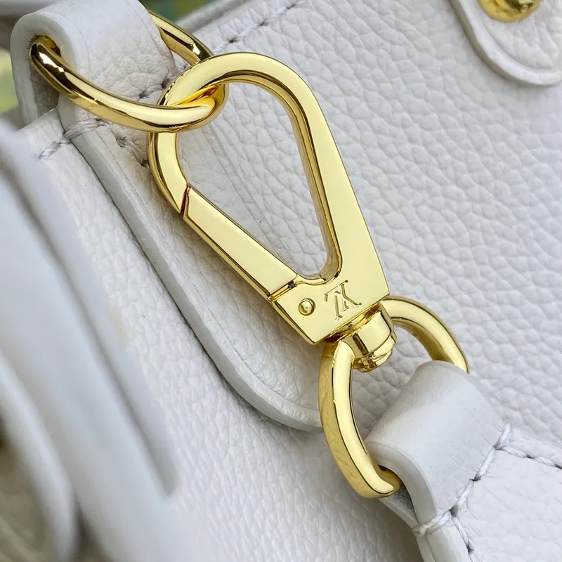 LV M23637 Louis Vuitton  Lock & Go Bag Lockme Grained Calf Leather Quartz White