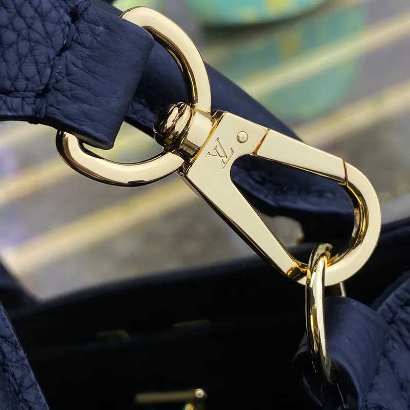 LV M22311 Louis Vuitton  Lock & Go Bag Lockme Grained Calf Leather Black