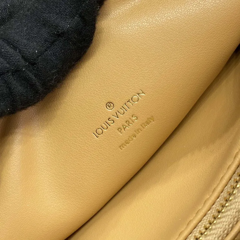 LV M24564 Louis Vuitton Coussin PM Handbag lambskin Light Blue