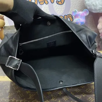 LV M25143 Louis Vuitton CarryAll Dark MM Bag Black