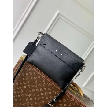 LV M11607 Louis Vuitton Steamer Crossbody Messenger Bag Black