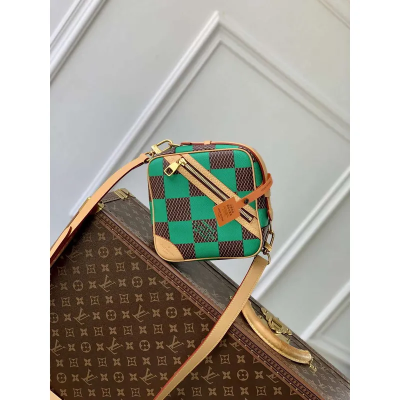 LV N40563 Louis Vuitton Chess Messenger Bag Green