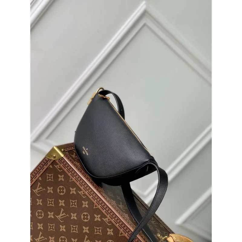 LV M11429 Louis Vuitton Low Key Bumbag Cognac Black