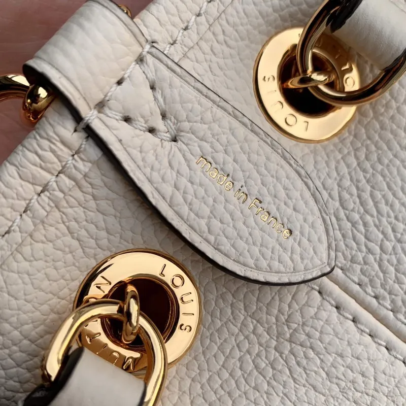 LV M47209 Louis Vuitton LV Bundle Bag Monogram Empreinte Leather Off white