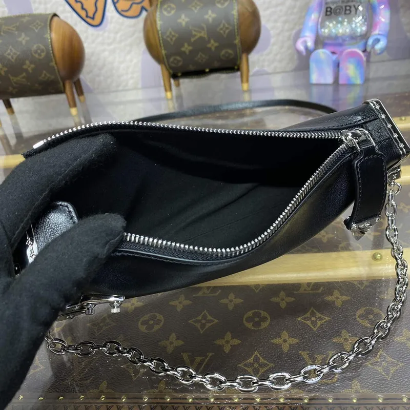 LV M25445 Louis Vuitton Slim Trunk Bag Black