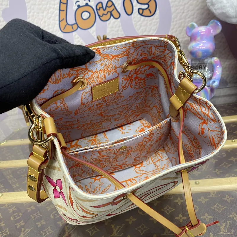LV M25315 Louis Vuitton Néonoé BB Bucket Bag Coral
