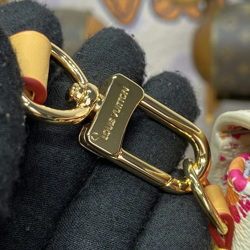 LV M11461 Louis Vuitton Pochette Métis Handbag Coral