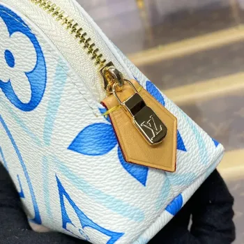LV M11239 Louis Vuitton Pochette Cosmétique PM Bag Blue