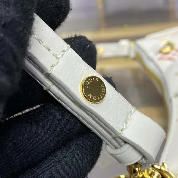 LV M83448 Louis Vuitton Easy Pouch On Strap Bag Monogram Empreinte Crame Pink