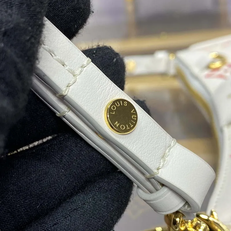 LV M83448 Louis Vuitton Easy Pouch On Strap Bag Monogram Empreinte Crame Pink