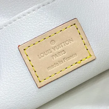 LV M83597 Louis Vuitton Cosmetic Pouch Bag Monogram Canvas