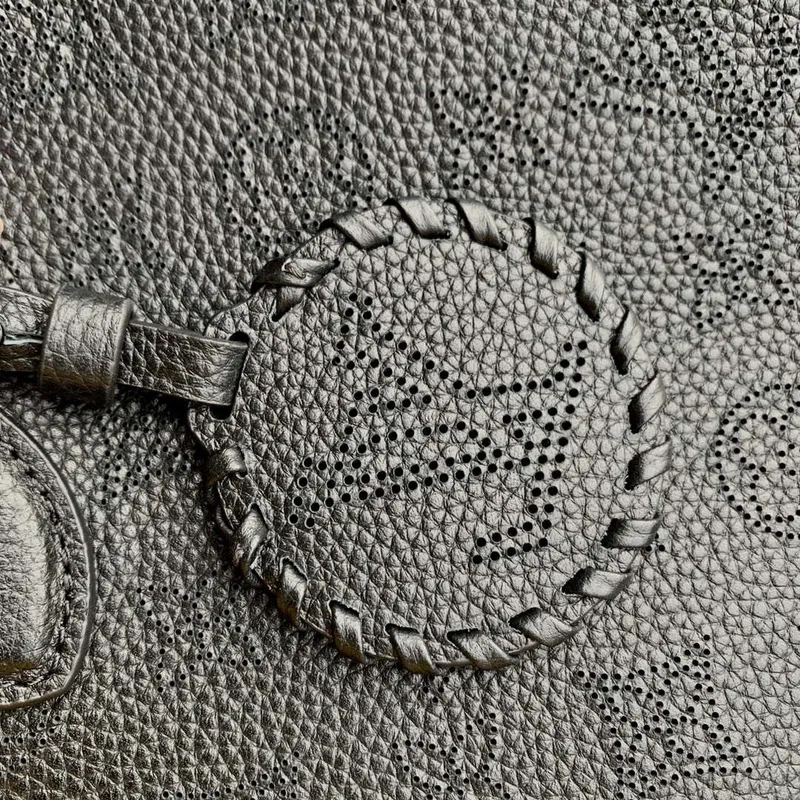 LV M21848 Louis Vuitton Blossom PM Mahina Tote Bag Black