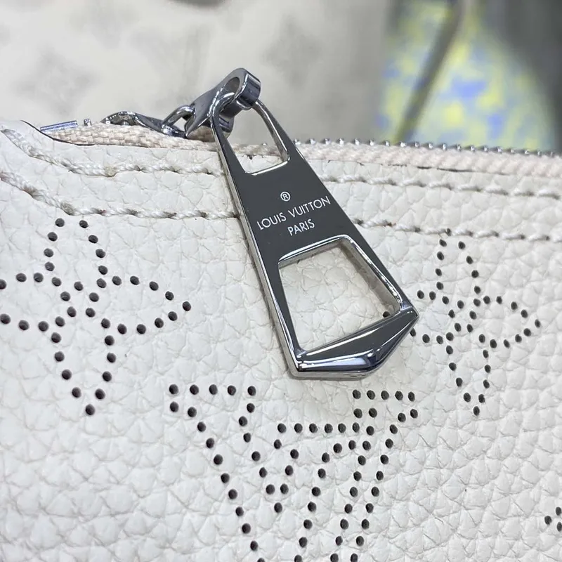 Louis Vuitton  Blossom MM Mahina Tote Bag LV M21851 Beige