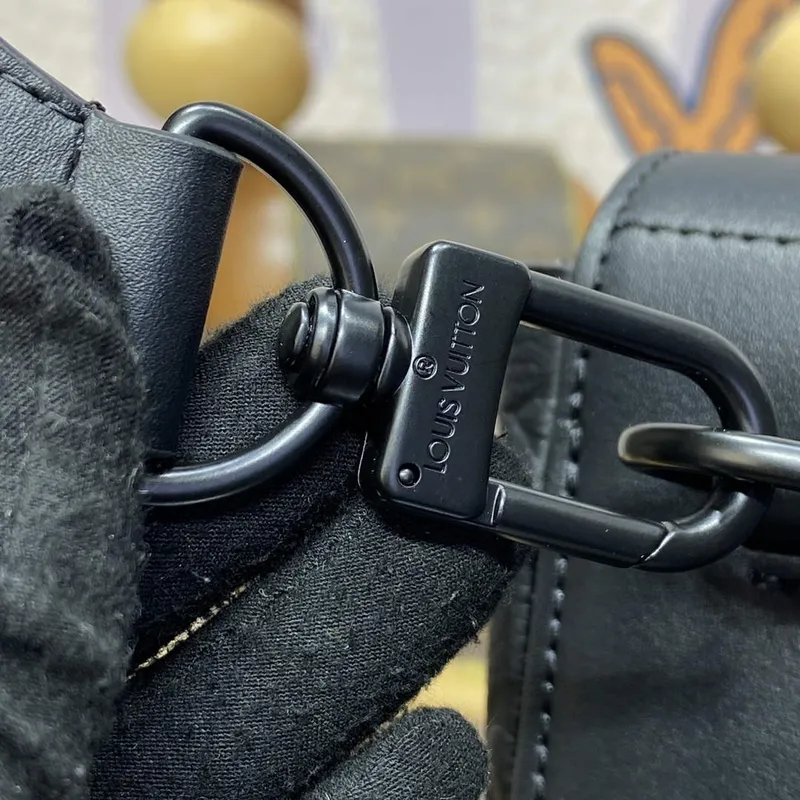 LV M24436 Louis Vuitton Steamer PM Bag Black