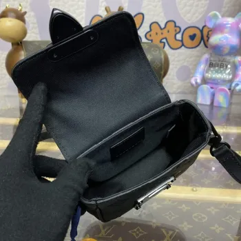 LV M83148 Louis Vuitton Pico S Lock Bag Black