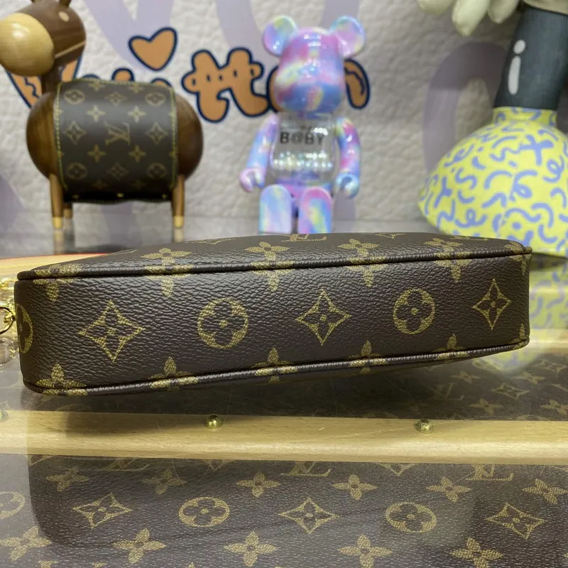 LV M82766 Louis Vuitton Pochette Accessoires Bag