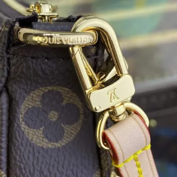LV M82766 Louis Vuitton Pochette Accessoires Bag