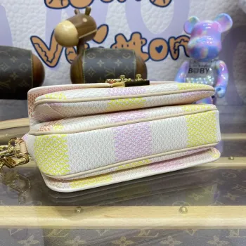 LV N40749 Louis Vuitton Pochette Métis East West Bag Peach