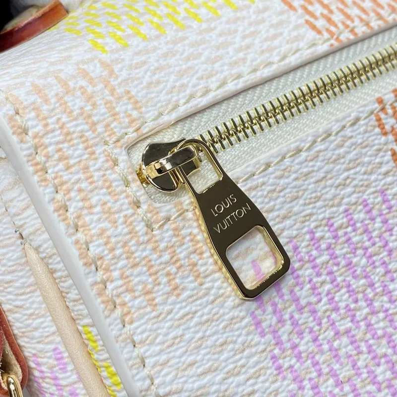 LV N40749 Louis Vuitton Pochette Métis East West Bag Peach