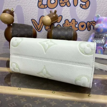 LV M46833 Louis Vuitton OnTheGo PM Bicolor Monogram Empreinte Leather Latte Green