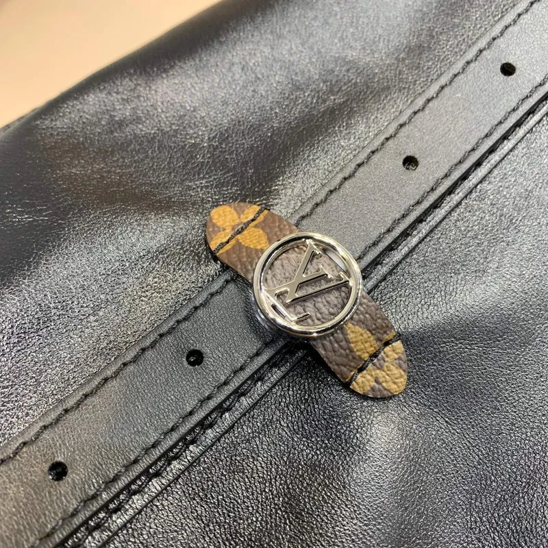 LV M25143 Louis Vuitton CarryAll Dark MM Handbag Black