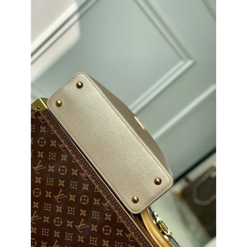 LV M22436 Louis Vuitton Capucines MM Handbag Griotte Pearlescent khaki