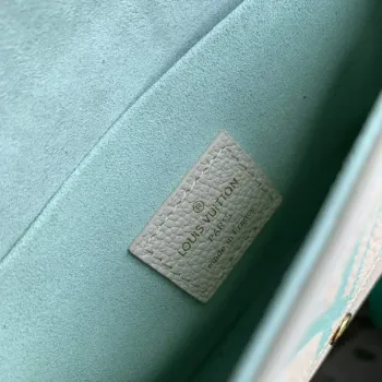 LV M82610 Louis Vuitton Pochette Félicie Bag Matcha green