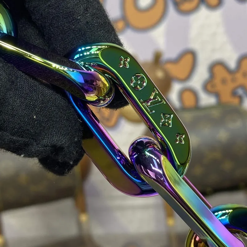 LV M23617 Louis Vuitton Coussin BB Bag White