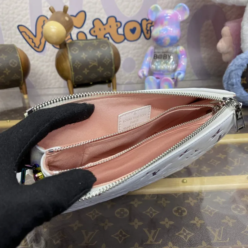 LV M23617 Louis Vuitton Coussin BB Bag White
