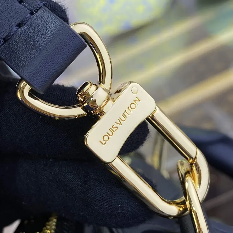 LV M23666 Louis Vuitton Alma BB Bag Black